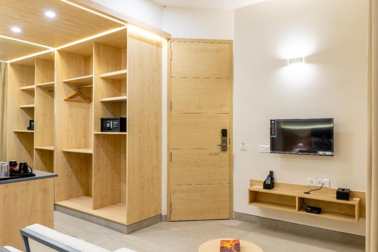 Iris Suites Бангалор Екстериор снимка
