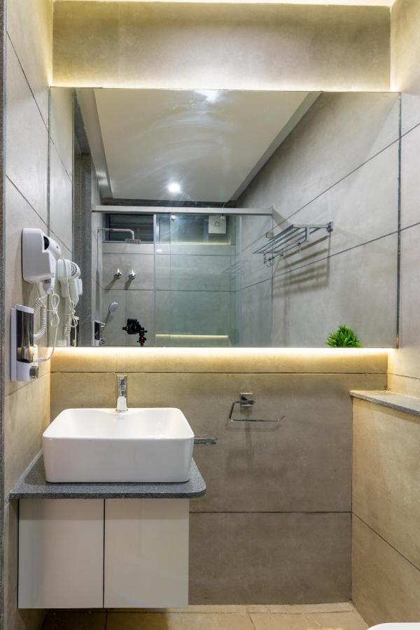 Iris Suites Бангалор Екстериор снимка